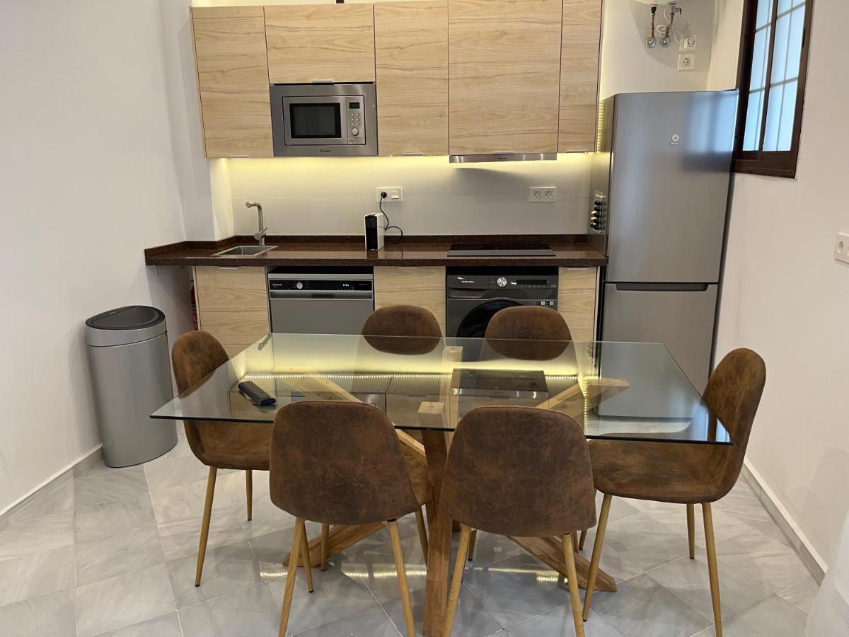 Monkeys Apartments Santa Clara Deluxe 세비야 외부 사진
